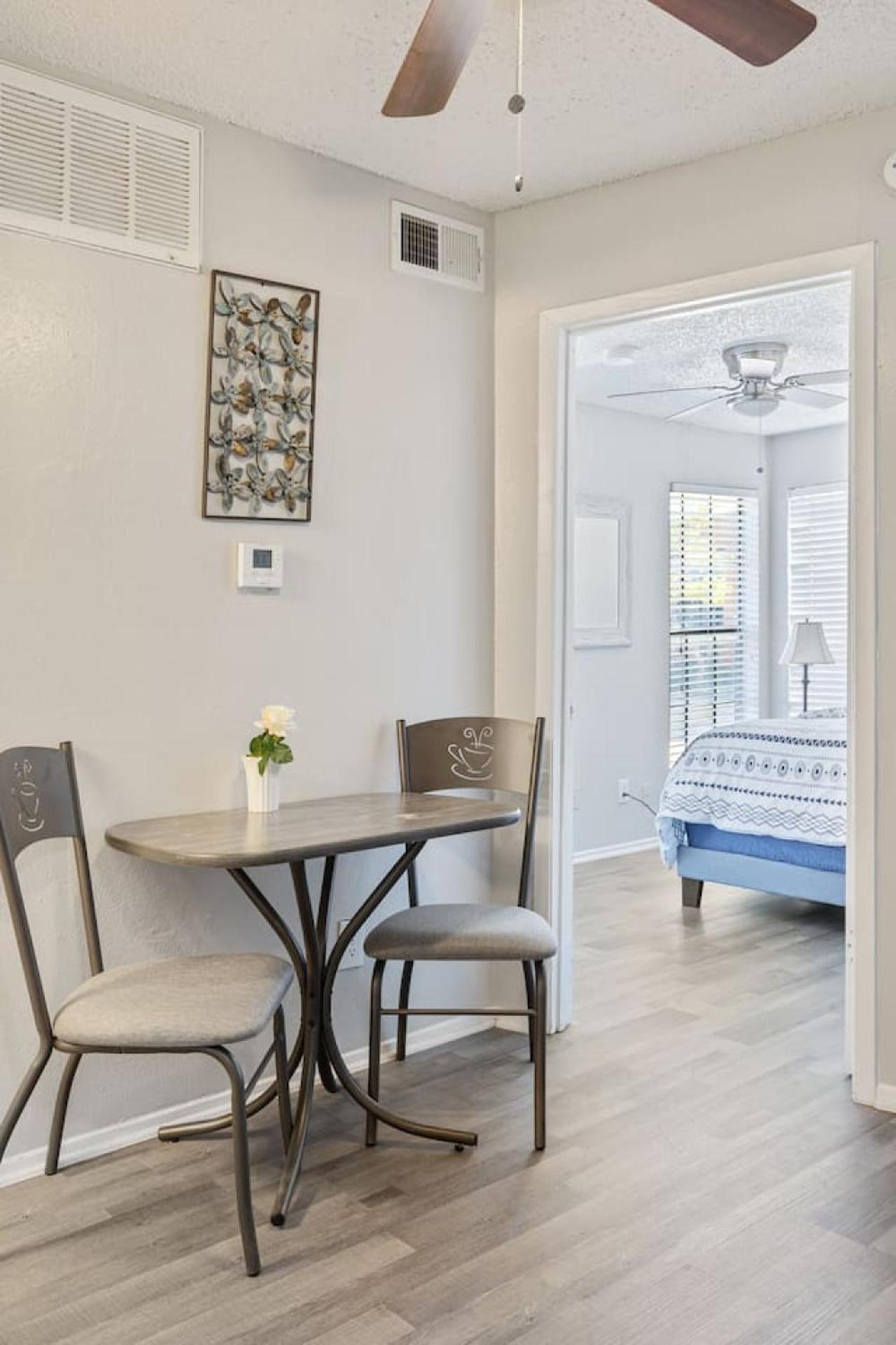 Affordability At Its Finest Cozy 1 Bed 1 Bath * Dallas